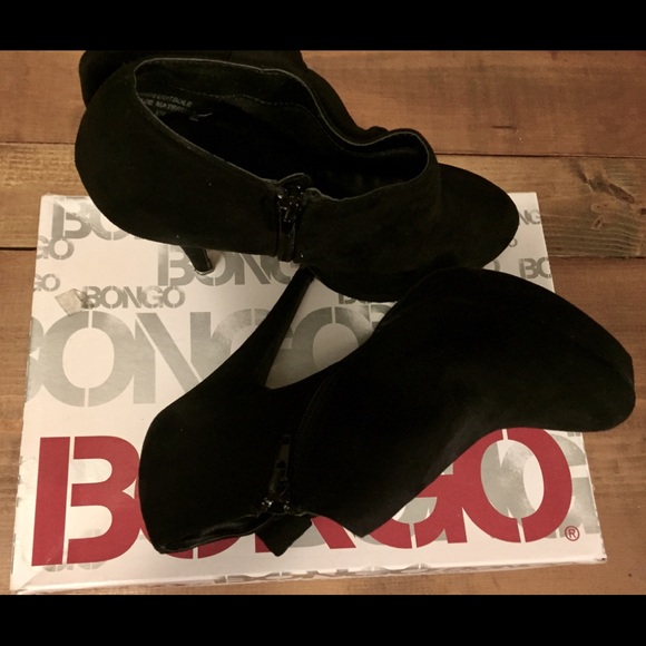 Black BOOTIES - Picture 2 of 3